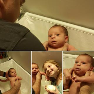 Bañar a un bebé