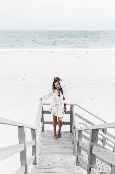 Revolve_in_The_Hamptons-Zimmermann-Embroidered_Dress-WHite_Dress-Chloe_Fay_Bag-Chloe_Wedges-Outfit-213