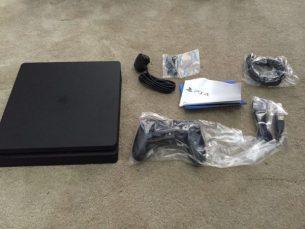 PS4-Slim_08-21-16_007-600x450 PS4-Slim_08-21-16_007-600x450
