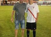 Nuestro alejandro pozo derribando puertas