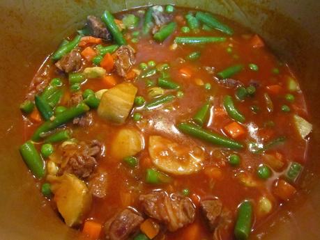 Menestra con carne olla GM