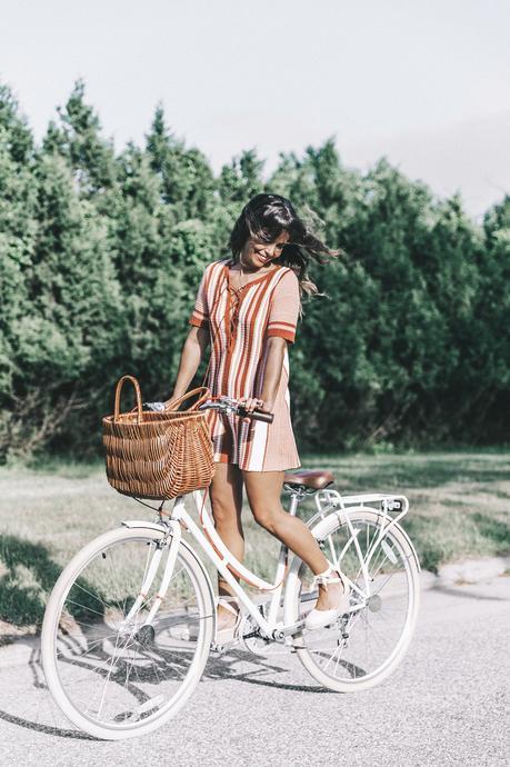 Revolve_in_The_Hamptons-Revolve_Clothing-Collage_Vintage-Free_People_Lace_Dress-Knitted_Dress-Soludos_Espadrilles-Canotier-Hat-Outfit-80