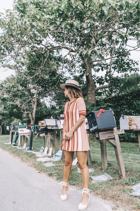 Revolve_in_The_Hamptons-Revolve_Clothing-Collage_Vintage-Free_People_Lace_Dress-Knitted_Dress-Soludos_Espadrilles-Canotier-Hat-Outfit-15