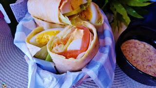 Huevos rellenos de guacamole