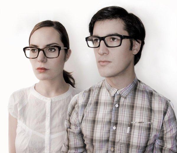 Una pareja, nueve versiones