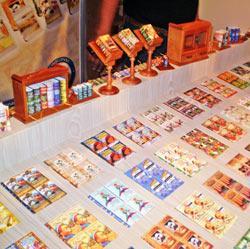 Los libros en miniatura que trae Perú, una vez más... por los siglos de los siglos... Feria Internacional del Libro de La Habana