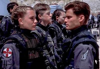 Crítica: Starship Troopers