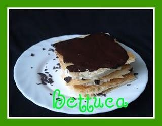 MIL HOJAS DE NATA CON CHOCOLATE CALIENTE