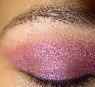 Probando pigmento de Bourjois.