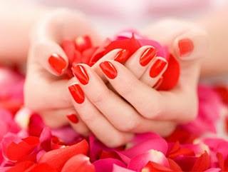 DESCUBRE COMO ESTA TU SALUD SEGUN LA FORMA DE TUS UÑAS