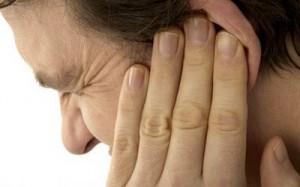 dolor-oidos dolor oidos 300x187 Cómo aliviar el dolor de oídos