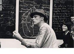 'No creo en los modelos revolucionarios': Joseph Beuys