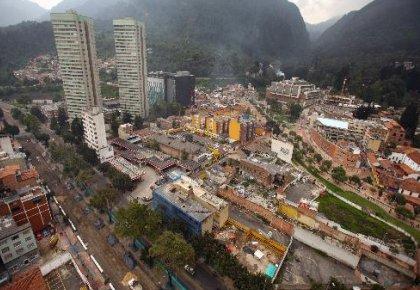 Centro Cultural en Bogotá / Norman Foster