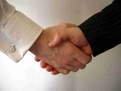 PAGA LOS SERVICIOS QUE TE DAN