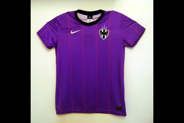 Nueva camiseta Nike morada de Rayados de Monterrey 2011