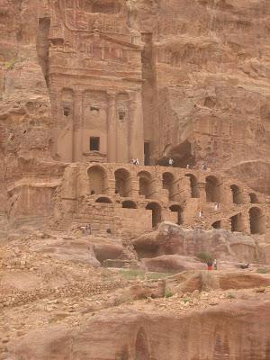 CIUDAD ANTIGUA DE PETRA JORDANIA