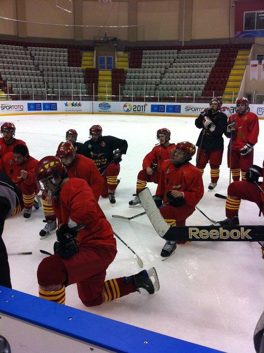 Hockey Hielo: Los universitarios caen con Eslovaquia.