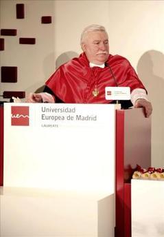 El ex presidente polaco Walesa augura una revuelta proletaria si no se reforma el sistema económico