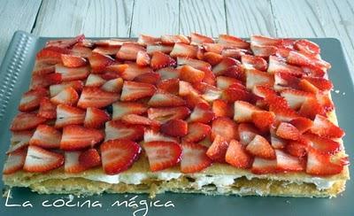 HOJALDRE DE FRESAS Y MASCARPONE