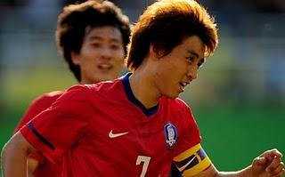 El Wolfsburgo firma al surcoreano Ja-Cheol Koo