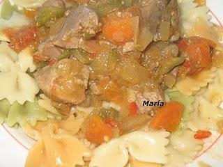 Pasta pajaritas con asadura de pollo