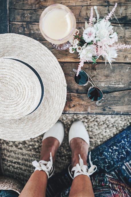 GRLFRND_Revolve_in_The_Hamptons-Denim_Skirt-Outfit-Collage_Vintage-104