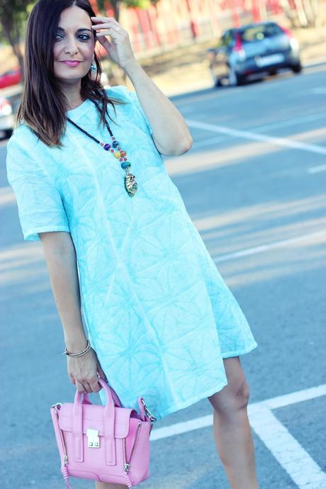 Vestido en azul clarito