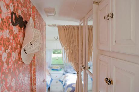 Ideas para decorar una vieja caravana