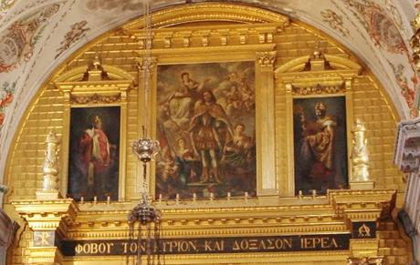 La Iglesia del Hospital de los Venerables (4): Presbiterio y Retablo Mayor.