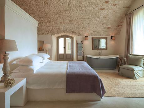 Home tour: una casa de estilo rústico mediterráneo entre olivos