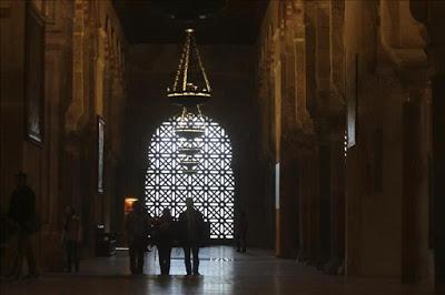 RECORDANDO EN DECDLT… GRACIAS A POLÍTICOS MEDIOCRES