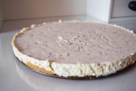 Tarta Fría de Chocolate Blanco y Pistachos