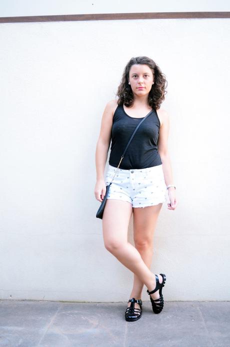 Shorts corazones_moda_streetstyle_look_fashionblogger_friendsfluencers_bloggercastellon_influencer_mivestidoazul (11)
