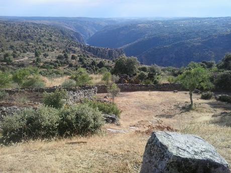 ARRIBES DEL DUERO DESDE ALGUNOS MIRADORES