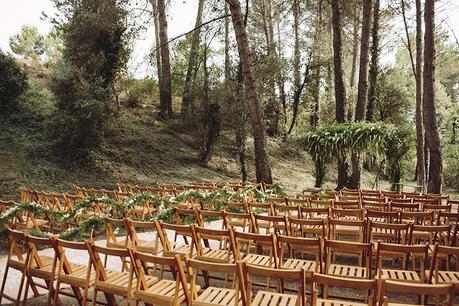 Una boda en el bosque ceremonia boda bosque www.bodasdecuento.com