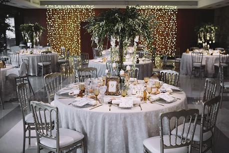 Una boda en el bosque decoración salón boda www.bodasdecuento.com