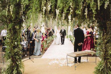 altar boda silvestre www.bodasdecuento.com