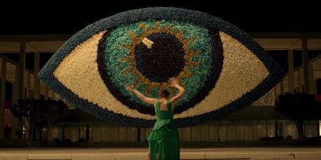 Spike Jonze dirige uno de los spots de perfume más raros del año