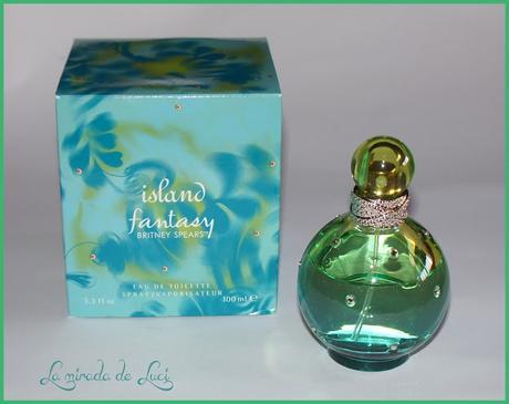 AGOSTO HUELE A...Britney Spears, Island Fantasy.