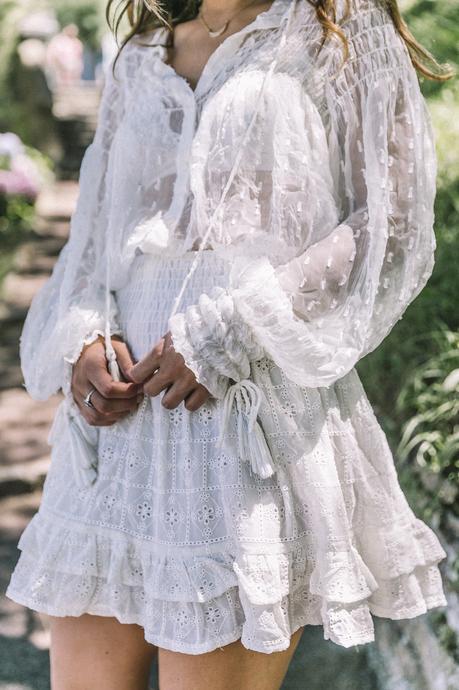 White_Outfit-Denim_Jacket-Lack_Of_Color_Hat-Outfit-Biarritz-Levis-Live_In_Levis-Street_Style-Summer-Boho_Skirt-Collage_Vintage-18