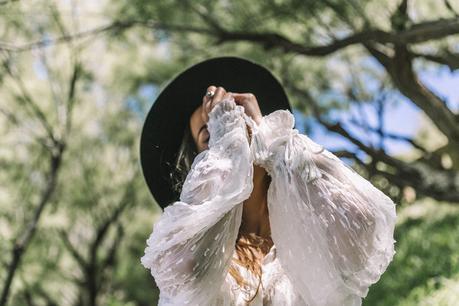 White_Outfit-Denim_Jacket-Lack_Of_Color_Hat-Outfit-Biarritz-Levis-Live_In_Levis-Street_Style-Summer-Boho_Skirt-Collage_Vintage-16