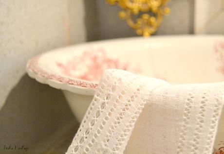 AMBIENTACIÓN Y ESTILISMO DE LA PELÍCULA LA DUQUESA