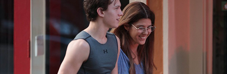 Así luce la tía May en ‘Spider-Man: Homecoming’