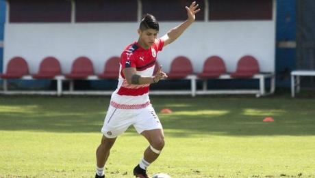 Alan Pulido desea jugar su primer partido con Chivas
