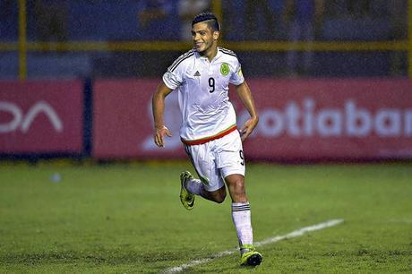 Raúl Jiménez se lesiona y regresa vuelve a Portugal Raúl Jiménez se lesiona y regresa vuelve a Portugal