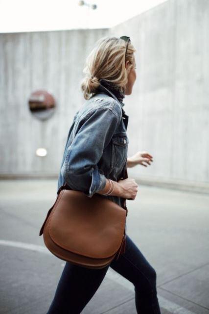 saddle bag street style 1