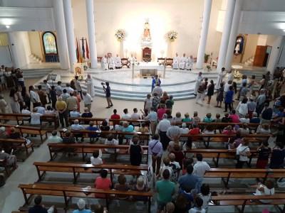 Más de 300 personas se reunieron para despedir a Padre Francisco como párroco de Montequinto