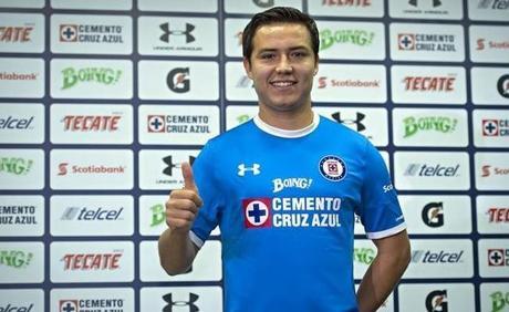 Érick “Cubo” Torres fue presentado oficialmente por Cruz Azul