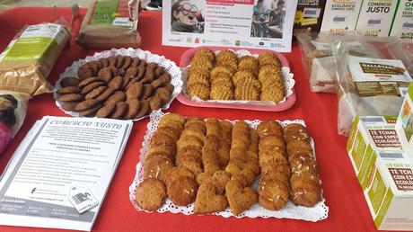 Galletas de harina de maíz y castañas al limoncello