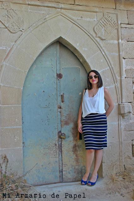 Cómo Combinar una Falda de Tubo con Rayas - 1 Cómo Combinar una Falda de Tubo con Rayas - 1